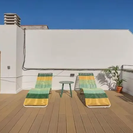 Lägenhet Sunny 3bed With Terraze